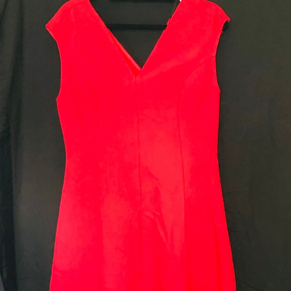 HOT red dress
